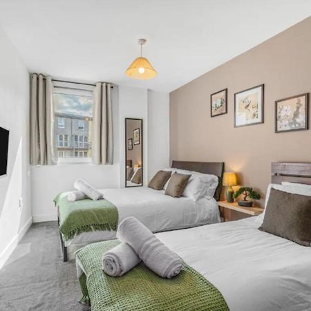 Oriental Suite 2 Bed 2 Bath Netflix And Free Parking, Games- Maihom Birmingham Exterior photo