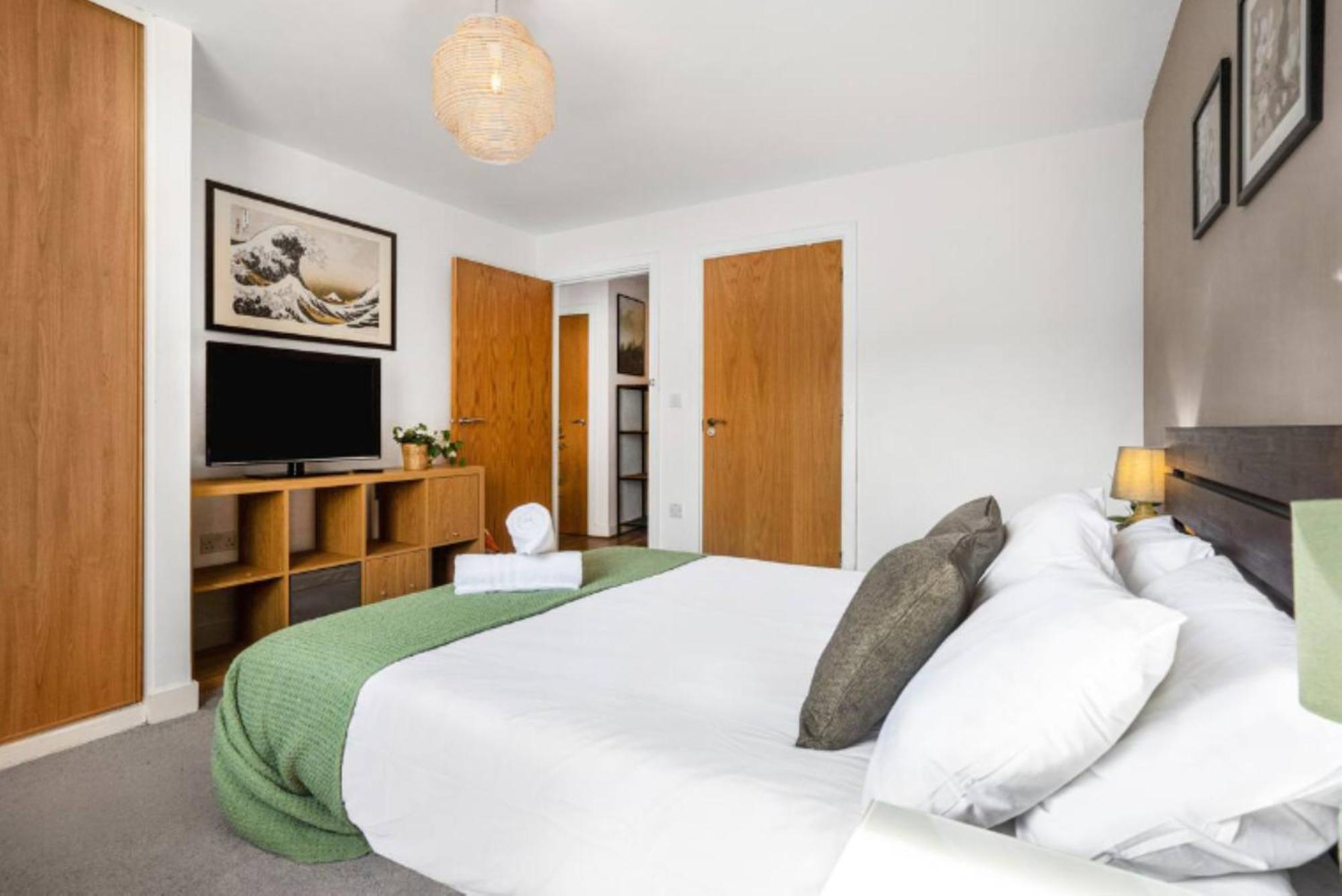 Oriental Suite 2 Bed 2 Bath Netflix And Free Parking, Games- Maihom Birmingham Exterior photo